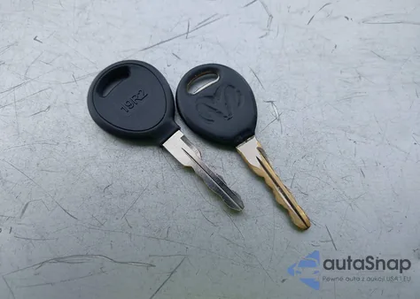 2002 Dodge Ram 1500 St z USA, uszkodzony, nr VIN 1D7HU18Z52S698585